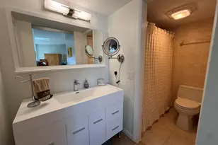 1200 Hibiscous Ave Unit, Pompano Beach, FL 33062 - Photo 9