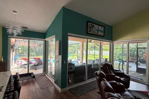 9050 Cypress Hollow Dr, Palm Beach Gardens, FL 33418 - Photo 5