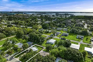 1370 4th Ct, Vero Beach, FL 32960 - Photo 35