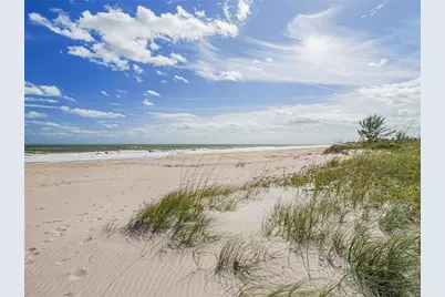 1330 Shorewinds Lane, Vero Beach, FL 32963 - Photo 3