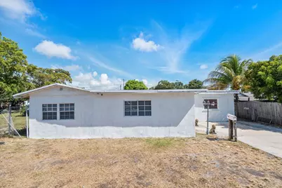 236 SW 14th Street, Dania Beach, FL 33004 - Photo 3