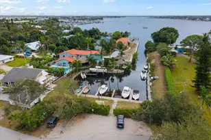 771 NW Sunset Dr, Stuart, FL 34994 - Photo 3