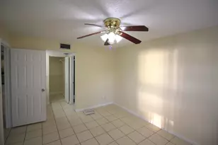 320 Olivewood Pl, Boca Raton, FL 33431 - Photo 23