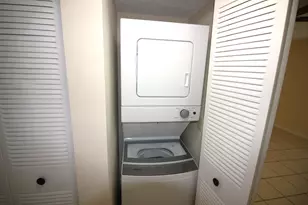 320 Olivewood Pl, Boca Raton, FL 33431 - Photo 17