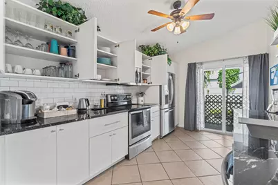 8745 Sol Terrace, West Palm Beach, FL 33403 - Photo 15