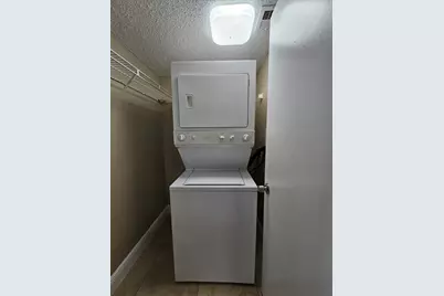 1560 Lake Crystal Drive, Unit #C, West Palm Beach, FL 33411 - Photo 11