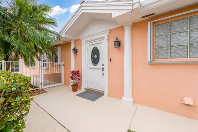 12045 SW Elsinore Drive, Port Saint Lucie, FL 34987 - Photo 3