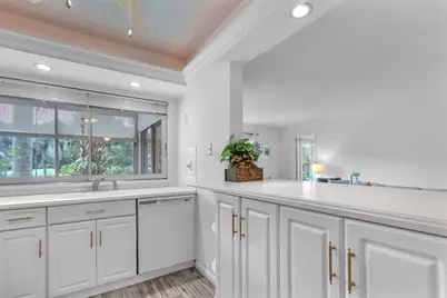 5540 Tamberlane Circle, Unit #118, Palm Beach Gardens, FL 33418 - Photo 9