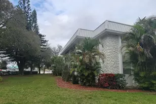 2302 Sunrise Blvd, Fort Pierce, FL 34982 - Photo 23