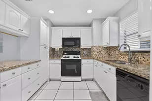 514 Riverside Dr, Palm Beach Gardens, FL 33410 - Photo 17