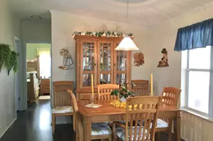 11 SE Hidalgo Ln, Port Saint Lucie, FL 34952 - Photo 9