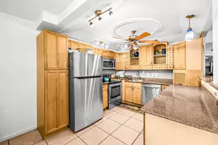 187 Wellington K, West Palm Beach, FL 33417 - Photo 7