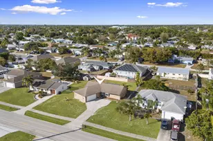 449 SE Oakridge Dr, Port Saint Lucie, FL 34984 - Photo 23