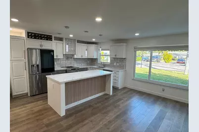 917 S Drive Terrace, Unit #B, Delray Beach, FL 33445 - Photo 11