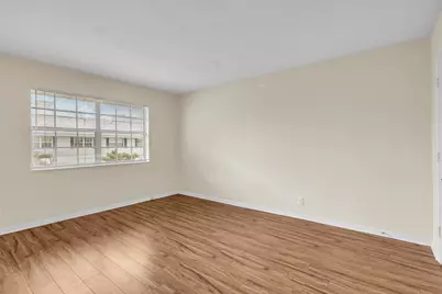 298 SW 6th Street, Unit #204, Boca Raton, FL 33432 - Photo 7