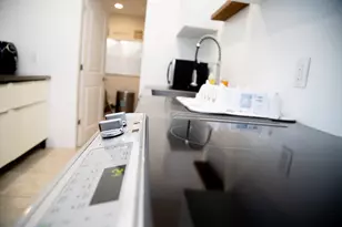 916 W Drew St, Lantana, FL 33462 - Photo 13