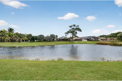 11253 Clover Leaf Circle, Boca Raton, FL 33428 - Photo 45