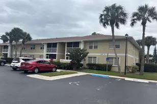 1537 SE Royal Green Cir, Port Saint Lucie, FL 34952 - Photo 1