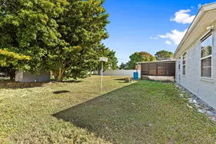 2361 SE Bounty Ave, Port Saint Lucie, FL 34952 - Photo 11
