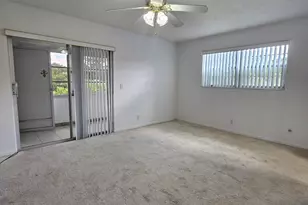 105 Windsor E, West Palm Beach, FL 33417 - Photo 7