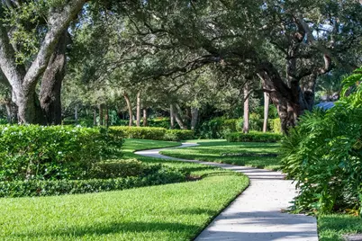 176 E Tall Oaks Circle, Palm Beach Gardens, FL 33410 - Photo 29