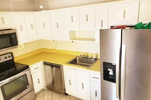 2811 Somerset Dr, Lauderdale Lakes, FL 33311 - Photo 7