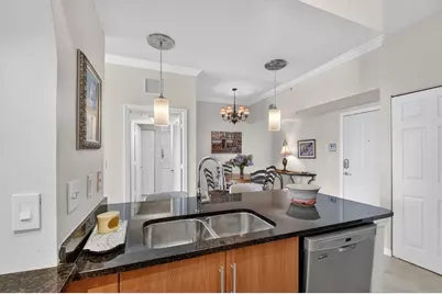 600 S Dixie Highway, Unit #827, West Palm Beach, FL 33401 - Photo 15