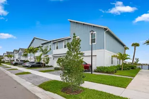 4646 Longwood Lk Sq, Westlake, FL 33470 - Photo 5