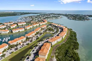 25 Harbour Isle Dr W, Fort Pierce, FL 34949 - Photo 49