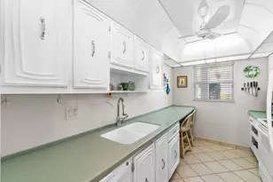 2460 SW 22nd Ave, Delray Beach, FL 33445 - Photo 5