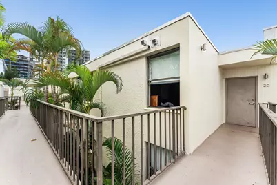 20200 W Country Club Drive, Unit #Ph-20, Aventura, FL 33180 - Photo 3