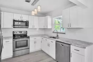 5431 SE Grafton Ave, Stuart, FL 34997 - Photo 5