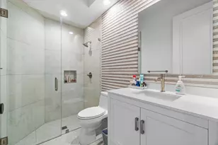 16032 Bristol Isle Way, Delray Beach, FL 33446 - Photo 17