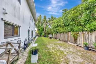 2112 NE 20th Ave, Wilton Manors, FL 33305 - Photo 47