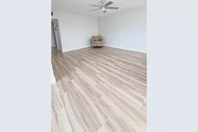 11 Kingswood A, West Palm Beach, FL 33417 - Photo 3
