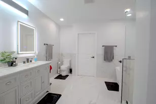 6030 Wildfire Wy, West Palm Beach, FL 33415 - Photo 9