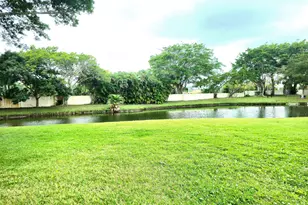 8462 Boca Glades Blvd E, Boca Raton, FL 33434 - Photo 5