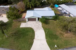 3035 SE Glasgow Dr, Stuart, FL 34997 - Photo 43