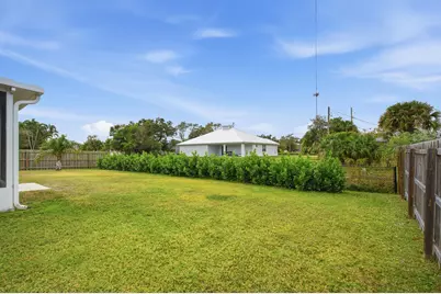 2220 SE Lucaya Street, Port Saint Lucie, FL 34952 - Photo 33