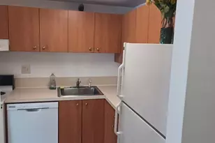 409 Executive Center Dr, West Palm Beach, FL 33401 - Photo 7