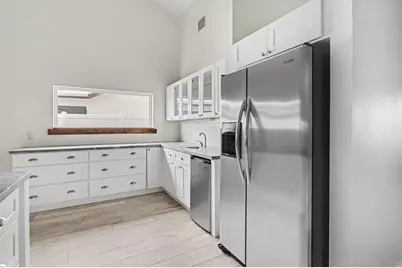 9208 Sun Pointe Drive, Boynton Beach, FL 33437 - Photo 11