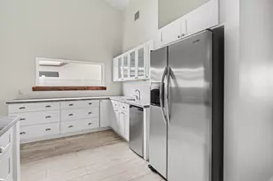 9208 Sun Pointe Dr, Boynton Beach, FL 33437 - Photo 11