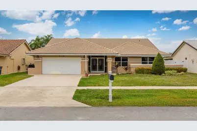 9208 Sun Pointe Drive, Boynton Beach, FL 33437 - Photo 1