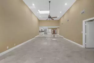 9044 Villa Portofino Cir, Boca Raton, FL 33496 - Photo 13