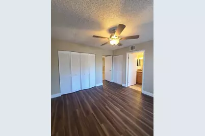 1517 Lake Crystal Drive, Unit #E, West Palm Beach, FL 33411 - Photo 7