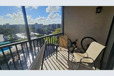 4 Royal Palm Way, Unit #6050, Boca Raton, FL 33432 - Photo 3