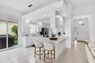 8372 Dominica Pl, Wellington, FL 33414 - Photo 11