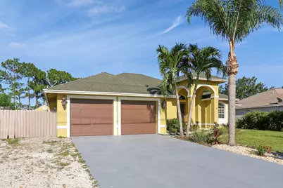 709 NW North Macedo Boulevard, Port Saint Lucie, FL 34983 - Photo 3