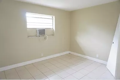 1601 W 37th Street, Unit #4, Riviera Beach, FL 33404 - Photo 3