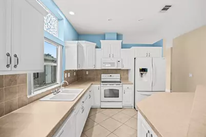 3508 Red Tailed Hawk Drive, Port Saint Lucie, FL 34952 - Photo 11